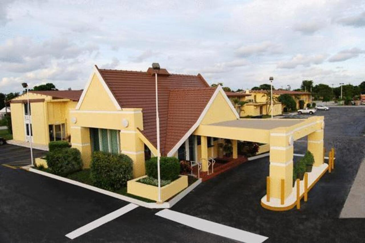 The Hollywood Gateway Inn מראה חיצוני תמונה