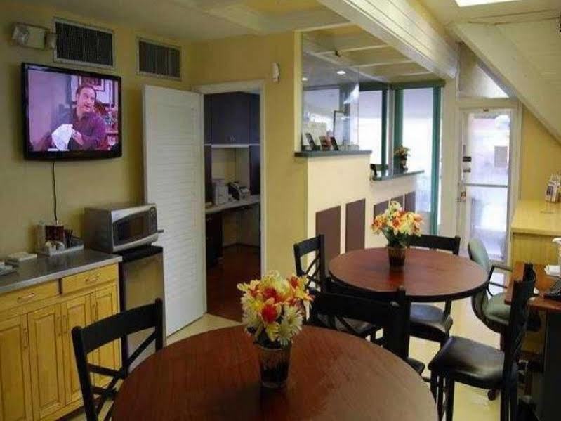 The Hollywood Gateway Inn מראה חיצוני תמונה